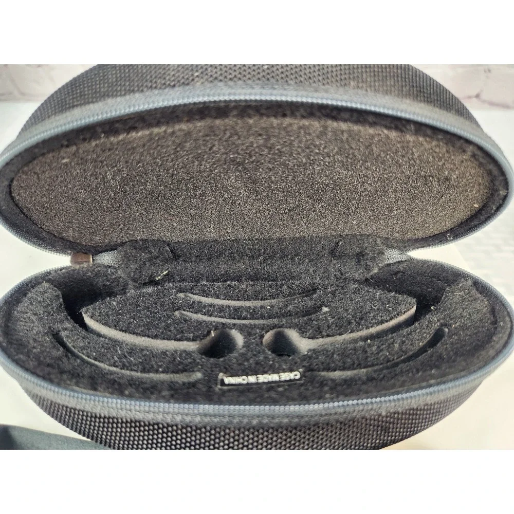 Oakley sunglasses case